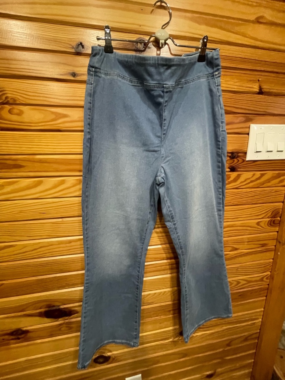 We The Free Light Blue Cropped Jeans